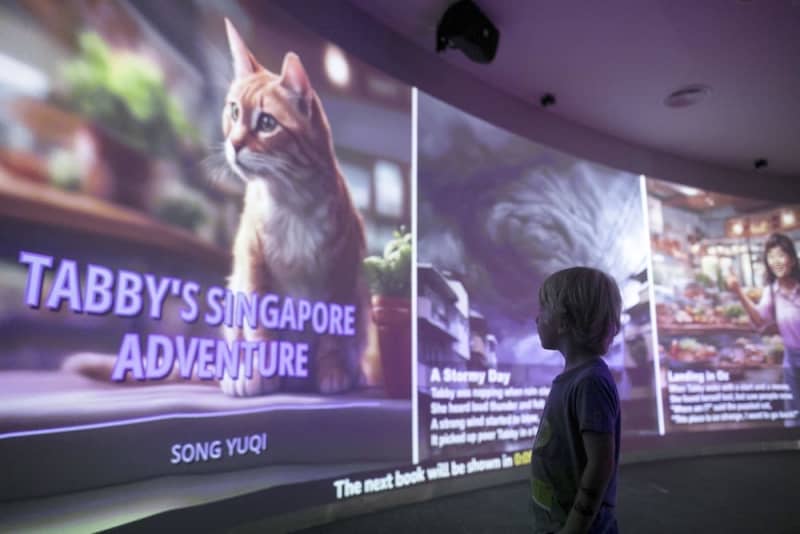 情報爆発の時代、図書館はどこへ…シンガポール、デジタル化とＡＩで革新　たった１分で物語を生成したり、３Ｄプリンターを使えたり
