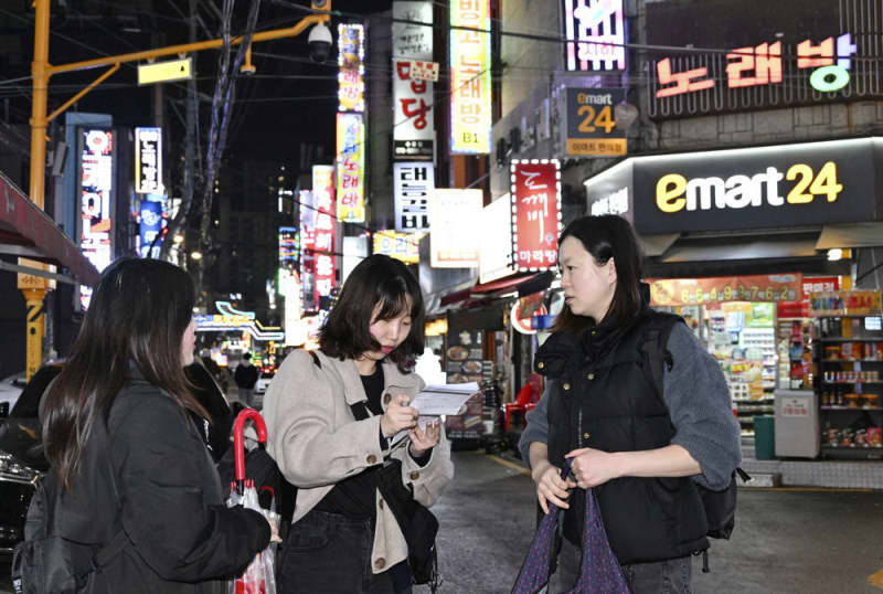 ２０年性風俗店を渡り歩いた女性が「業界脱出」に成功できた理由　韓国の相談所、心のケアや大学進学も支援