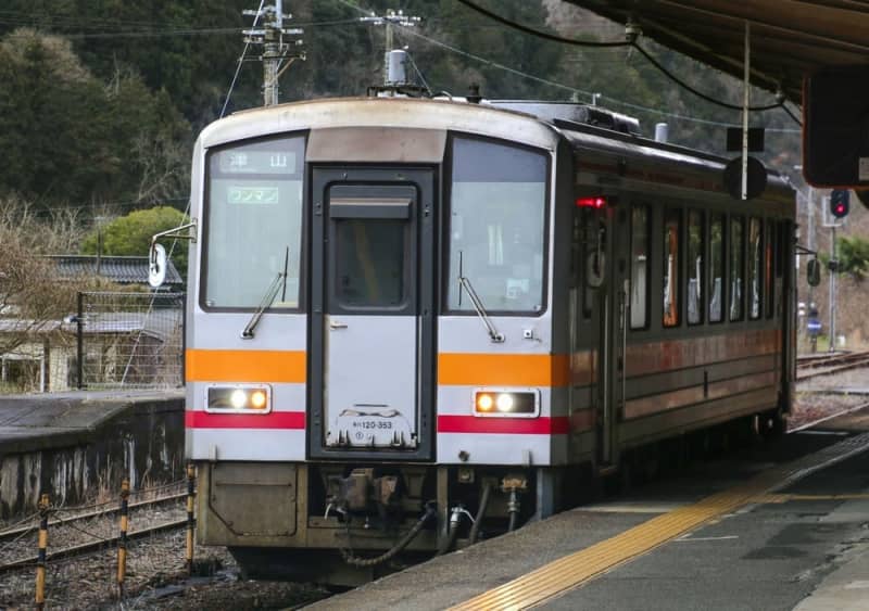 ＪＲ西日本の株式１億円分を岡山県真庭市が取得へ、鉄道の存廃議論に発言力高める　市長「鉄道を必要としている市民への配慮は絶対に必要」