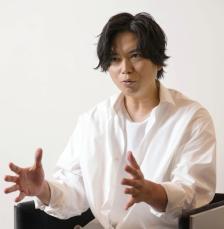 加藤シゲアキさん「戦争の中でも人が生きていること、忘れない」　秋田の空襲描いた小説「なれのはて」、執筆に覚悟【つたえる　終戦７９年】