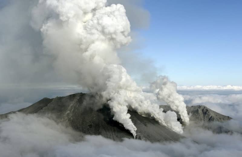 破裂音、噴煙、飛び交う岩石…１０年前の御嶽山噴火、その時何が　死者５８人、行方不明者５人の災害で変わった人生