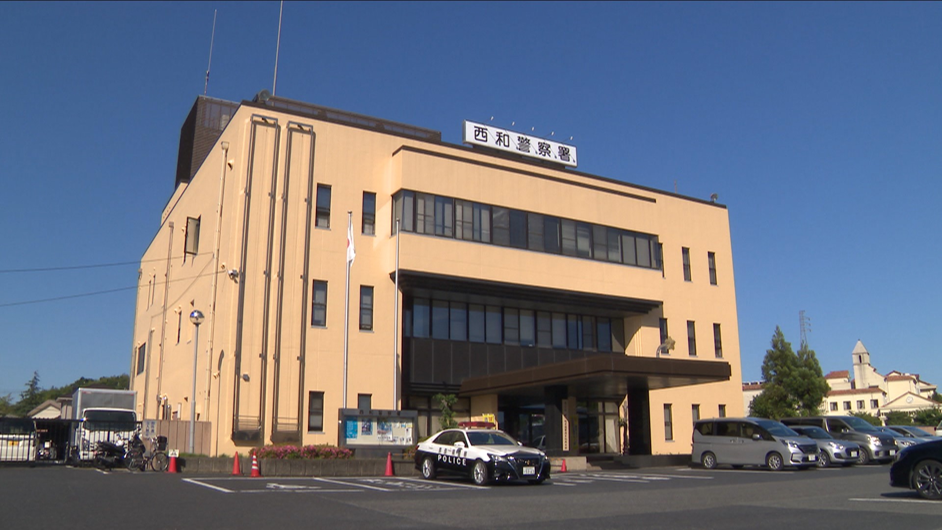 奈良・斑鳩町の平屋建て住宅が全焼　住人の親子２人と連絡とれず