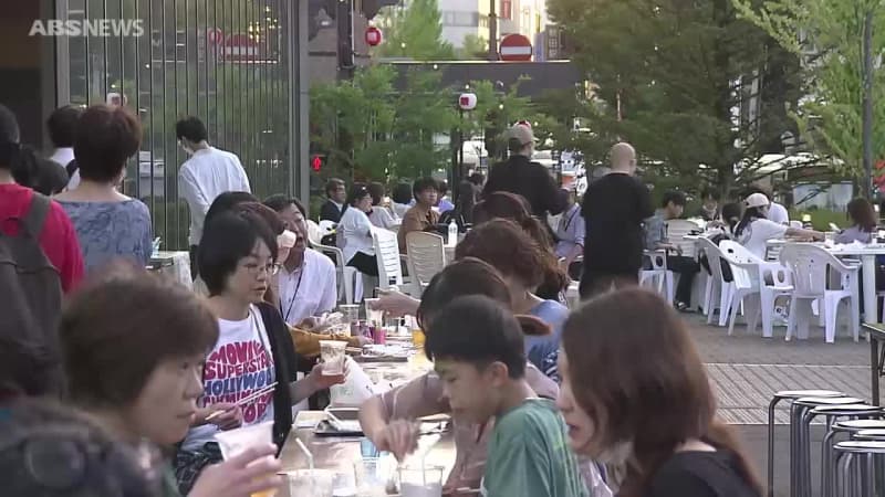 日本酒飲み比べなど　ottoまつり始まる