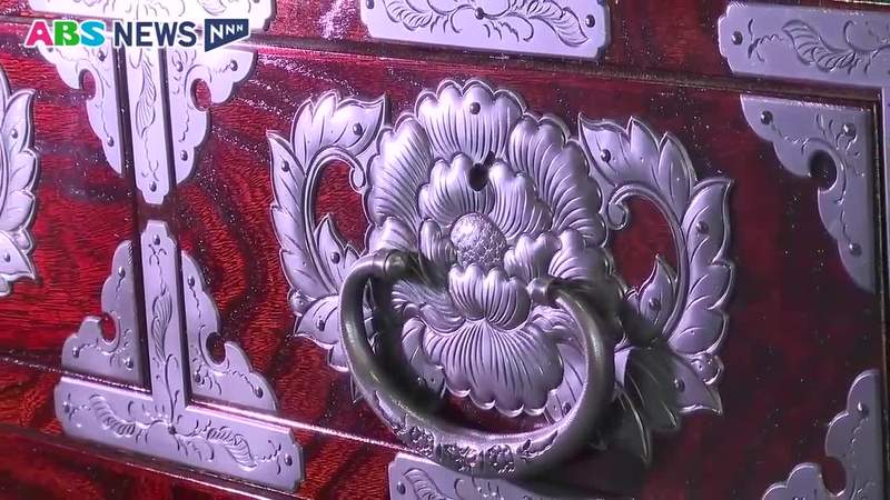 その歴史は300年以上 国の伝統工芸品・岩谷堂箪笥の展示即売会 特徴は