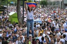 マドゥロ氏再選への抗議続く ベネズエラ