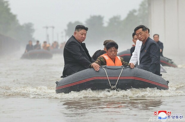 北朝鮮で記録的豪雨と洪水 金総書記が被災地視察