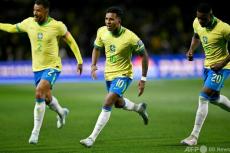 ブラジル辛勝、スアレス代表引退のウルグアイはドロー W杯南米予選