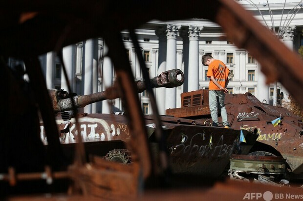 ウクライナ、国境地帯の弾薬庫を攻撃 ロシアは東部で前進