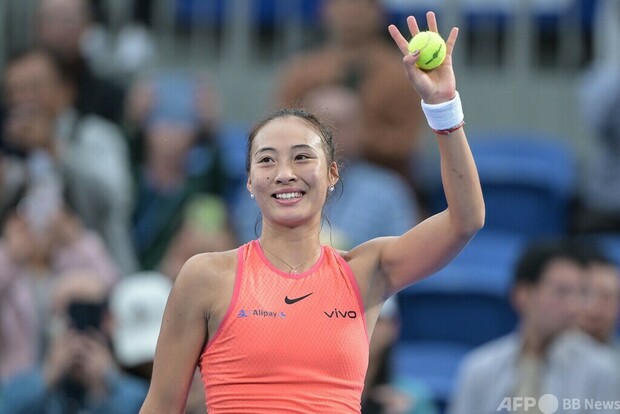 鄭が2年ぶり決勝進出 手負いのケニンと対戦へ 東レPPO