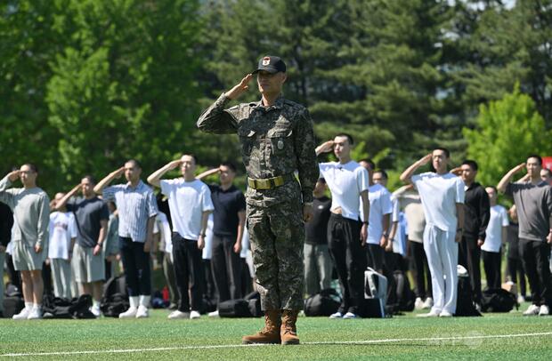 兵役逃れようと20キロ増量 26歳男に禁錮1年 韓国