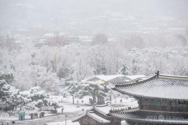 韓国で記録的大雪 3人死亡