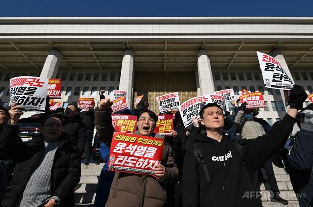 韓国野党、尹大統領に辞任要求 同盟諸国も「非常戒厳」に衝撃