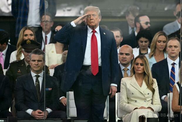 米ワシントンで大規模軍事パレード トランプ氏79歳の誕生日に