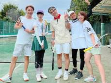 「右2人がヘキサゴン！」里田まい、豪華メンバーでのテニス会ショットを公開！ 「楽しそうなメンバー」