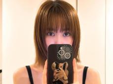 「小顔で目がクリクリ」桐谷美玲、キャミ姿のイメチェンショットに反響！ 「やっぱショートがいい」