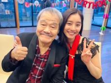 新木優子、西田敏行との思い出を語る「夢のような素敵な時間をありがとうございました」 過去に共演