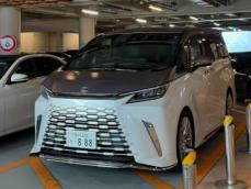 「稼いでますね」ユージ、1000万円以上の超高級カスタム車公開！ 「まあ!!リッチ」「エグかっこいい」