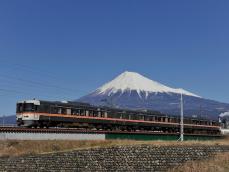 静岡の名所をぐるり。東海道新幹線と在来線で巡る、「富士山」絶景ビュースポットの旅