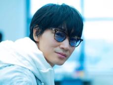 「不倫・浮気作品がハマる」と思う40代男性俳優ランキング！ 2位「綾野剛」、1位は？