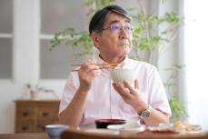 66歳・月の年金14万6324円「友達がいない。遊べる友人を作っておけば……」おひとりさま男性の後悔と不安