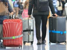 大混雑する年末年始の駅や空港……気を付けるべきことは？ 事前にやりたい5つの準備【旅行のプロが解説】