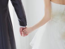 性欲が落ち着いて目移りしなくなった、経済的に安定…40・50代男女に聞いた「晩婚ならではのメリット」