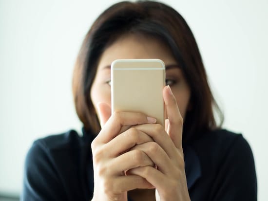 大学生のスマホ依存リスク