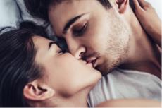 長続きカップルのキスって…お互いに満足するキスの秘訣4選