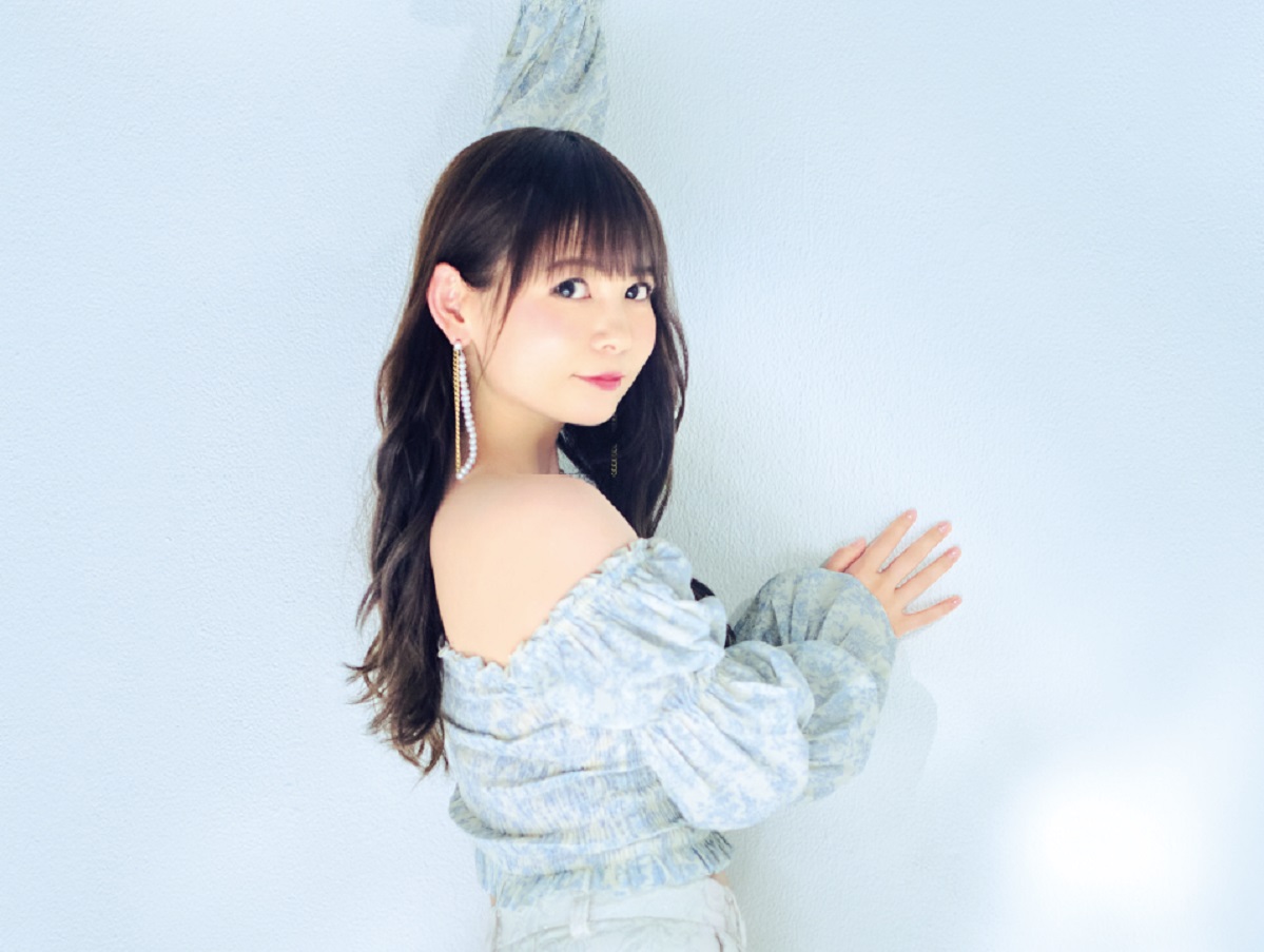 中川翔子　アンアン　anan 画像・写真 | しょこたんanan初表紙で下着姿に セクシー谷間で悩殺 2枚