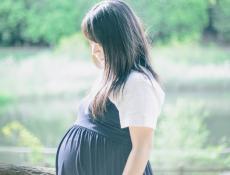 「夫に偽って不倫相手の子を出産しました…」28歳人妻が辿った「自業自得の顛末」【後編】