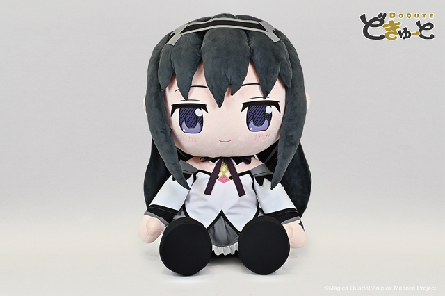 MADOGATARI展　鹿目まどか　暁美ほむら ぬいぐるみ まどかを想う気持ちが体の大きさに表れた!? 「まどマギ」鹿目まどか