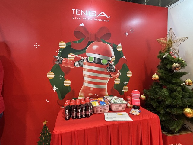 伊藤園、TENGA、ぺんてる…一見アニメに関係がない企業がアニメイベントに出展する理由って？「AFA SG 2024」で聞いてみた