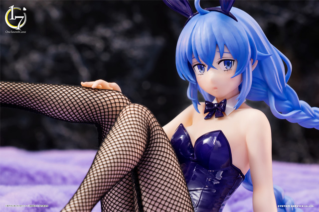 網タイツ＆バニーな姿に釘付け…♪「無職転生」ロキシーのフィギュアが