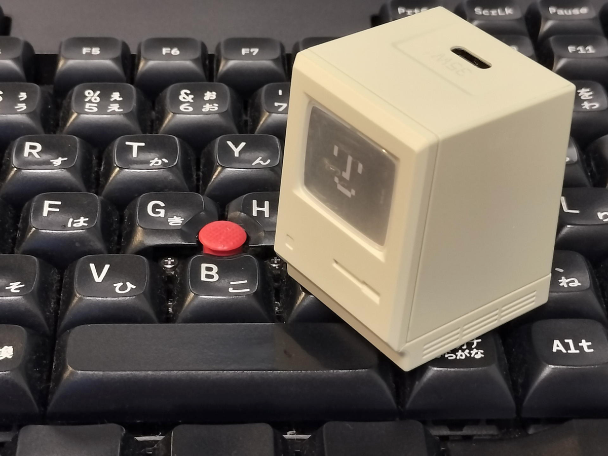 レトロMacintoshオマージュ「Retro 35 GaN充電器」を衝動買い