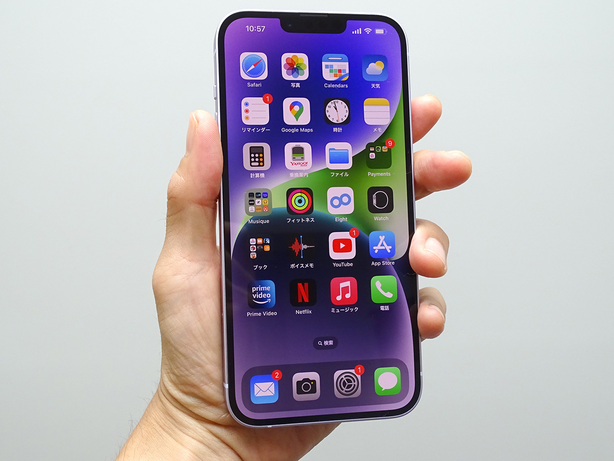 発売直前レビュー】軽量大画面、iPhone 14 Plusはゲーム・電子書籍で