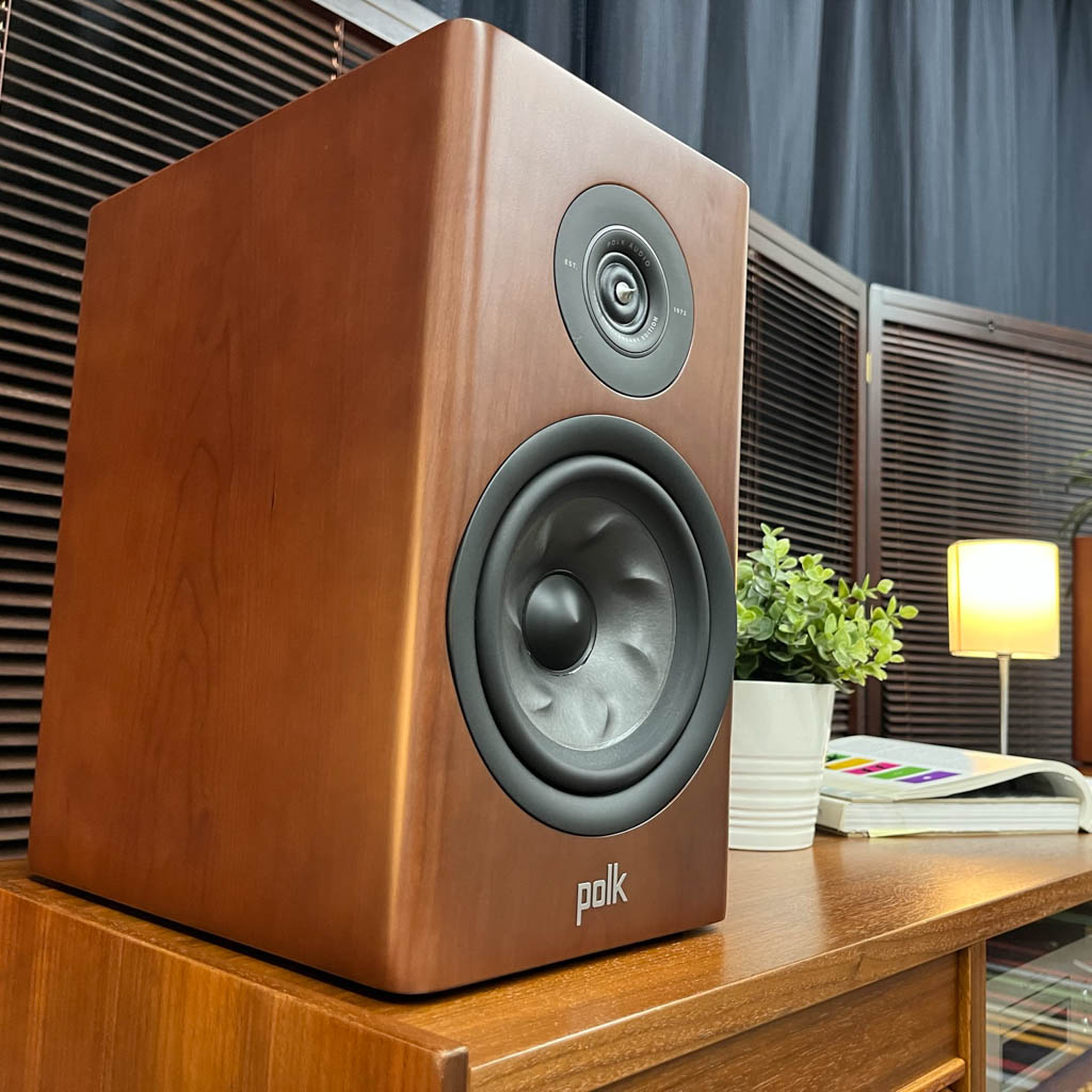 Polk Audioの50周年記念モデル「RESERVE R200AE」発表、国内150ペア限定