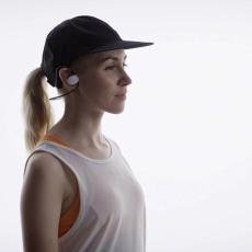 ソニー、“オフイヤー”スタイルの新ワイヤレスヘッドセット「Float Run」を発表