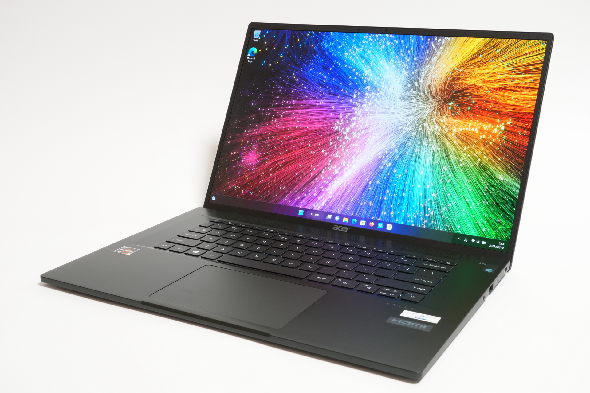 Acer「Swift Edge」実機レビュー = 16型4K OLEDが1.17kgで、持ち歩ける 