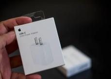 アップル「iPhone 15」高速充電にはケーブルも充電器もMFi認証を要求？