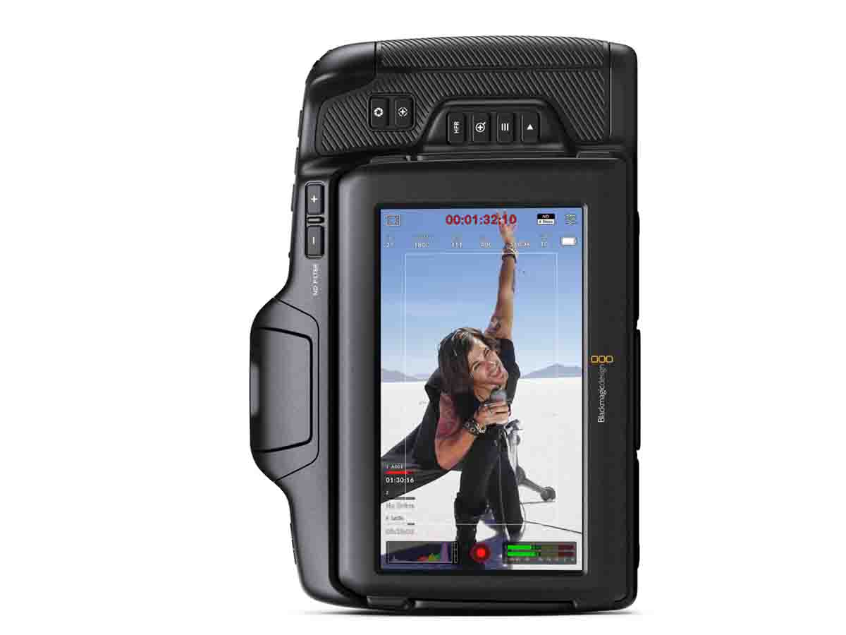 プロ向けの機能を備える動画撮影カメラBlackmagic Pocket Cinema Camera、縦長の動画撮影機能を追加