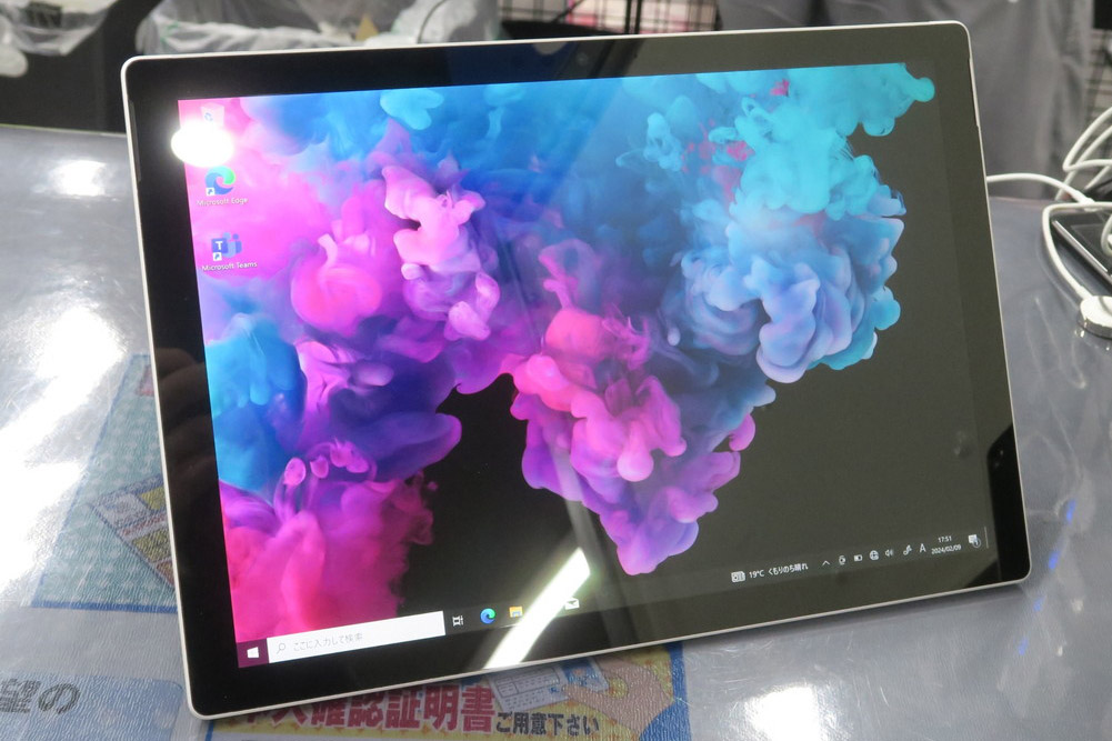 訳ありだからの激安！ LTE対応の「Surface Pro(2017)」の中古が1万3800円で販売中