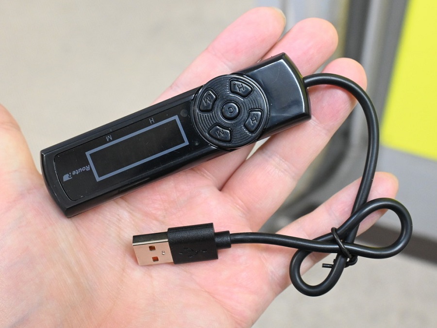 USB機器にタイマー機能を付与できるQC対応アダプターが1780円！