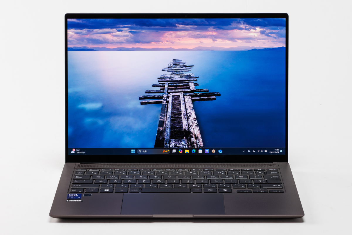 ASUS、「Core i9」や「GeForce RTX 4080」を搭載した16型有機EL