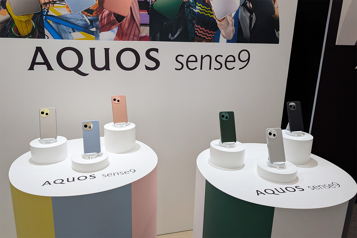 ミドルクラスの大定番スマホ「AQUOS sense」、軽量＆十分な性能の美点はそのままデザイン変更で魅力アップ！