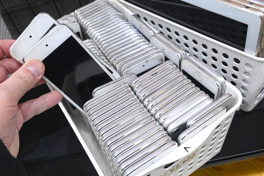 iPod touch (第6世代)の保証無し中古が2980円でアキバに大量入荷