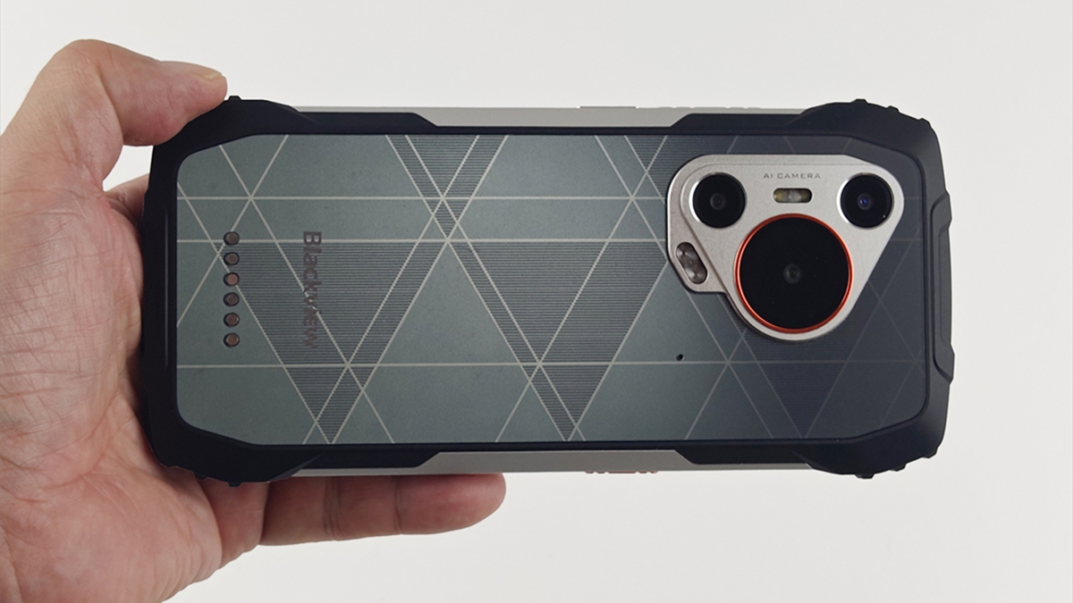 5G対応のタフネススマホ、Blackview「BL7000」をアウトドアじゃない