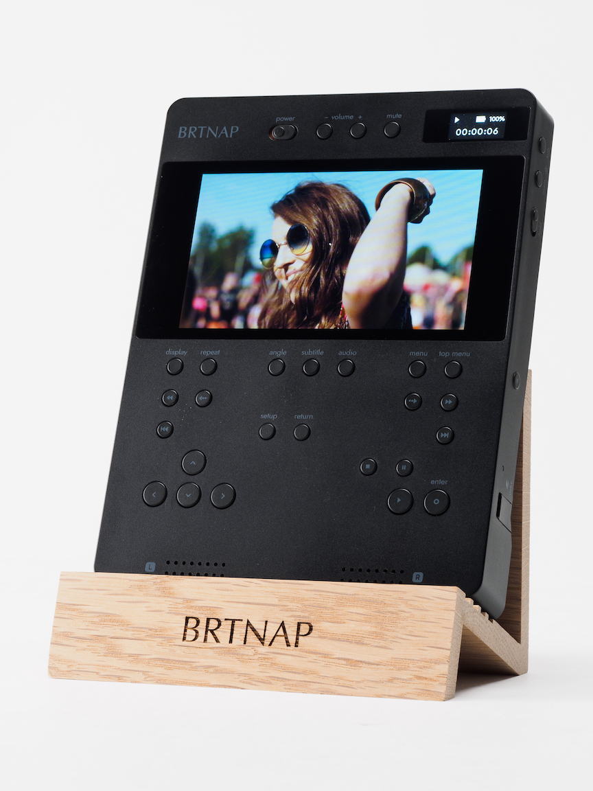 Ohayouokaeri】BRTNAP DVDプレイヤー エイベックスからコンパクト