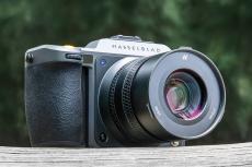 ハッセルブラッドが1億画素の最強ミラーレスカメラ「X2D II 100C」を