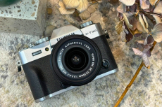 富士フイルムの快進撃、外観も画質もエモいデジタル一眼｜Infoseekニュース