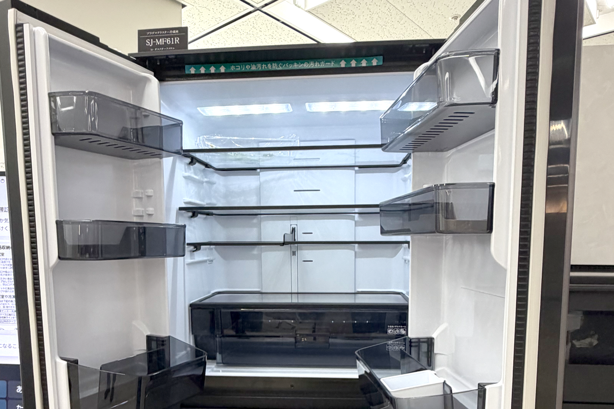 売り切れました！使用わずか1ヶ月！2021年製 600L 2ドア冷蔵庫 